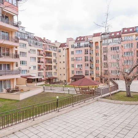 Luxury - Residens Warna